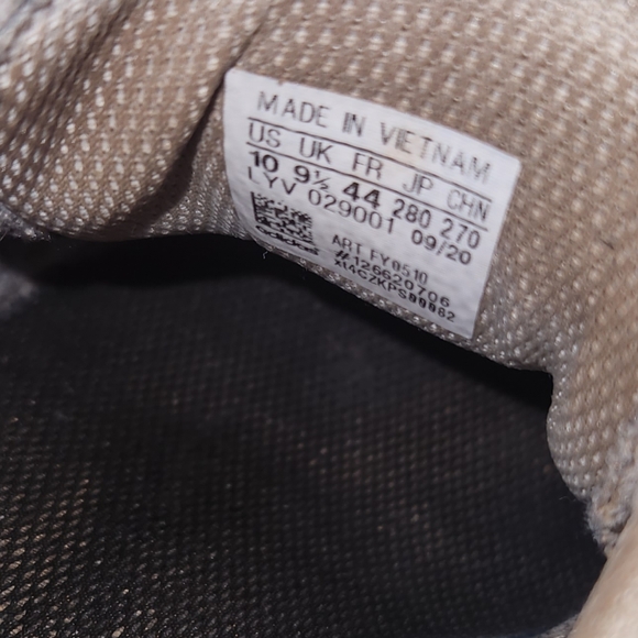 Dirty Adidas Beaters - Picture 5 of 5